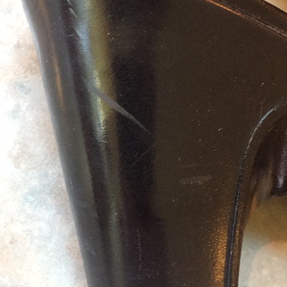 Stuart Weitzman black slides - Picture 5 of 6